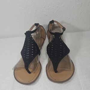 Report Ladon Black Cutout Vegan Suede Look Thong Sandal size 7.5